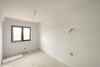 Casă cu 4 camere cu Teren 335 Mp în Ronaț - 16