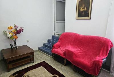 Casă cu 3 camere cu Canalizare în Central - 4