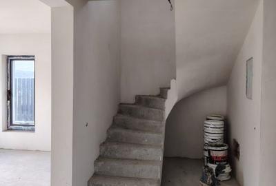 Casă cu 4 camere cu Teren 463 Mp în Apahida - 5