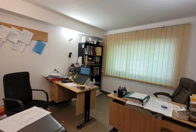 Apartament cu 3 camere decomandat în Sud - 3