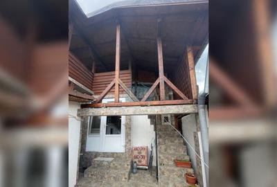 Casă cu 4 camere cu Teren 339 Mp în Stăvila - 16