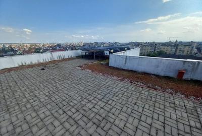 Penthouse cu 5 camere decomandat în Central - 19