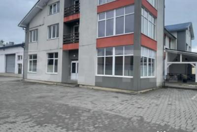 Spațiu comercial, de 300 mp, în Central - 1