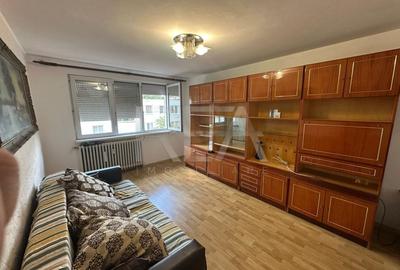 Apartament 3 camere , Decomandat , Zona Giurgiului
