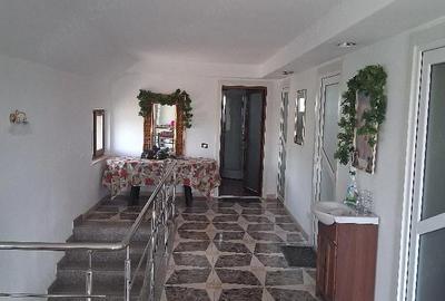 Casă cu Teren 2500 Mp în Chilii