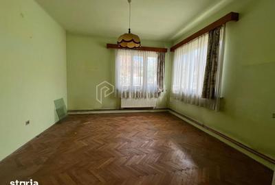 Casă cu 3 camere cu Canalizare în Tudor - 9