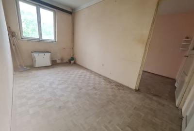 Apartament cu 4 camere semidecomandat în Hipodrom - 4