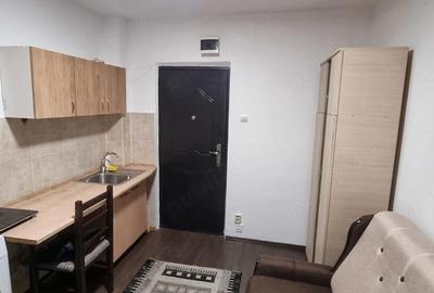 Garsonieră nedecomandată în Florilor