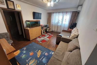 Apartament cu 4 camere semidecomandat în Central - 9