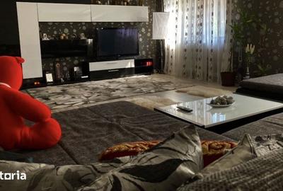 Casă cu 4 camere cu Teren 300 Mp în 23 August - 4