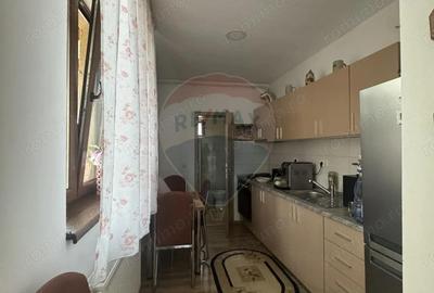 Casa pe un nivel, 2 camere, str. Stejarului - 2