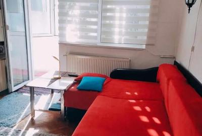 Apartament cu 2 camere decomandat, mobilat în Brâncoveanu