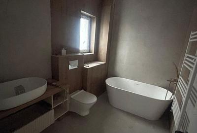 Casă cu 3 camere cu Teren 200 Mp în Central - 9