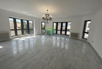 Casă individuală cu 13 camere cu Canalizare în Cotroceni - 1