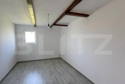 Casă cu 6 camere cu Teren 8700 Mp în Turda - 4