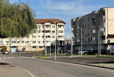 Inchiriere spa?iu comercial situat in Rovinari - centrul pietonal - 7