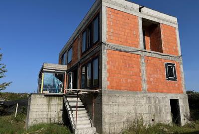 Casa Babana,  170mp + terase + subsol, inconjurata de padure, direct proprietar - 4