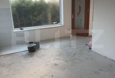 Casă cu 2 camere cu Teren 1000 Mp în Central - 3