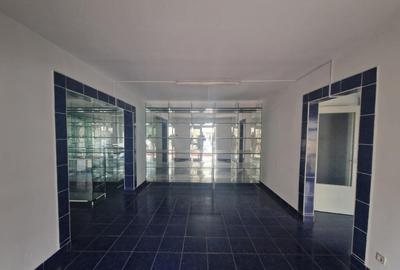 Spațiu comercial, de 48 mp, în Decebal - 14