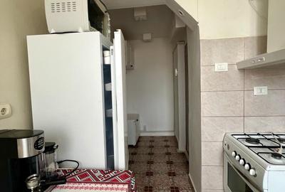 Apartament cu 2 camere semidecomandat, mobilat în Central - 9