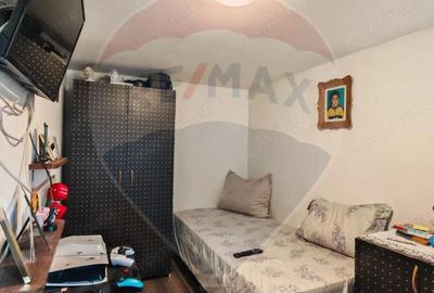 Casa / Vila oportunitate cu 5 camere priveliste frumoasa - 11