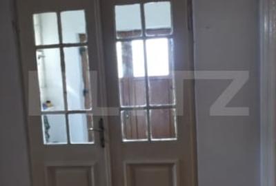 Casa 4 camere , teren 285 mp, zona semi-centrala - 13