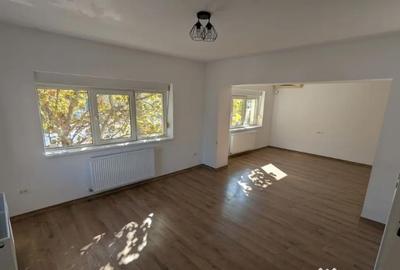 Casă cu 6 camere cu Teren 250 Mp în Tineretului - 6