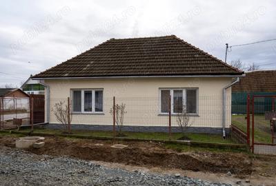 Casa de vanzare in Seini zona lini?tita, teren generos, livada ?i acces din doua strazi - 3