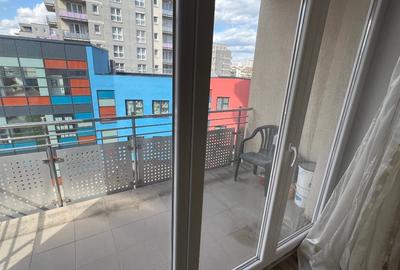 Apartament cu 2 camere decomandat, mobilat în Tractorul - 8