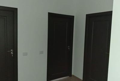 Casă cu 3 camere în Central - 8