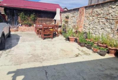 Casa 5 camere, Sacele , panouri solare 6kw, terasa , 835 mp - 17
