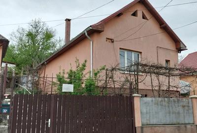 Casă cu 2 camere cu Teren 370 Mp în Central - 3