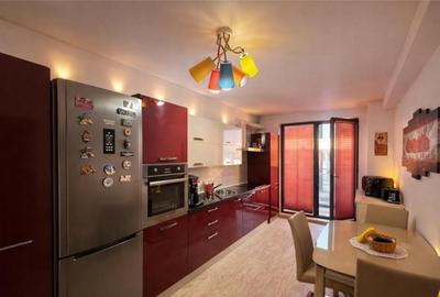 Central, LUX Class - 2