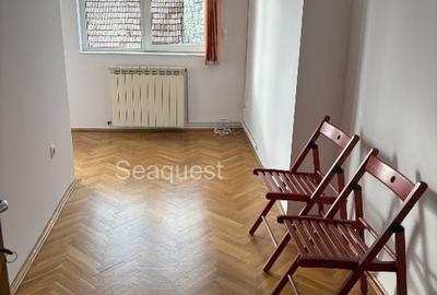Apartament cu 3 camere decomandat în Andrei Mureșanu - 4
