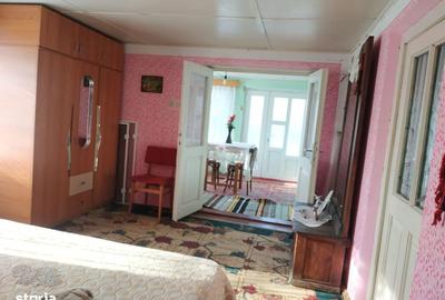 Casă cu 4 camere cu Teren 1550 Mp în Albești - 3