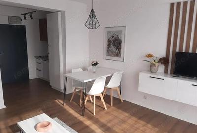 Garsonieră în Titan