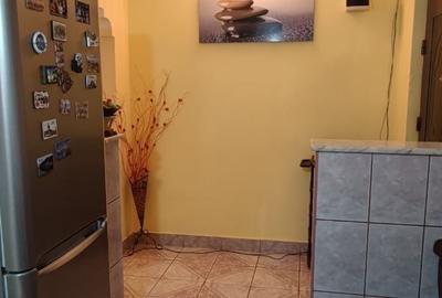 Apartament cu 4 camere decomandat în Steaua - 9