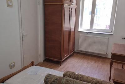 Apartament cu 3 camere decomandat în Central - 3