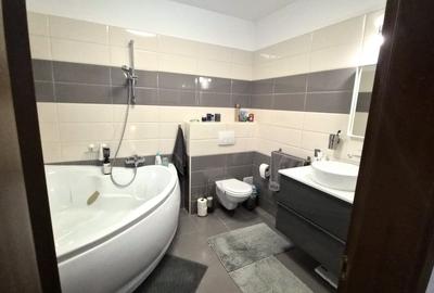 Casă cu 4 camere cu Teren 397 Mp în Cetate - 7