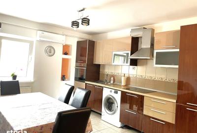 Apartament cu 3 camere decomandat în Tolstoi