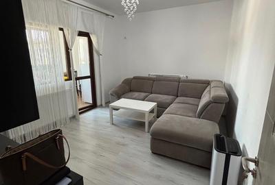 Apartament cu 2 camere decomandat în Berceni