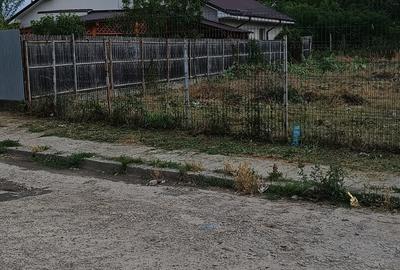 Teren de 553 mp, în Central - 1