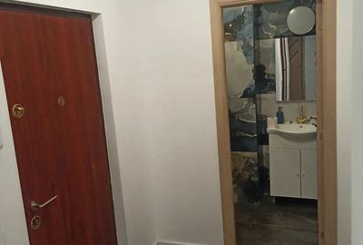 Apartament cu 3 camere decomandat în Luduș