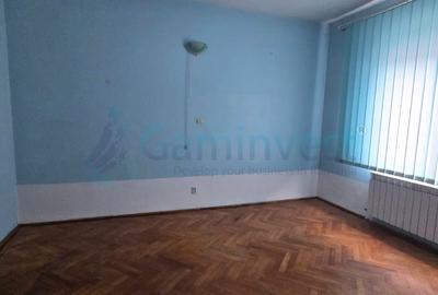 Casă individuală cu 6 camere cu Canalizare în Dealuri Oradea - 4