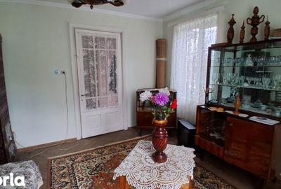 Casă cu 4 camere cu Teren 1600 Mp în Poiana - 11