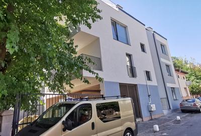 Apartament cu 3 camere semidecomandat în Calea Plevnei - 2