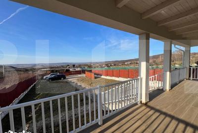 Casă cu 8 camere cu Teren 868 Mp în Ciurila - 2