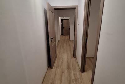 Apartament cu 4 camere semidecomandat în Dacia - 3