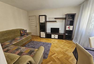 Apartament cu 2 camere semidecomandat în Dacia