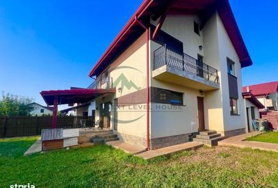 Casă cu 4 camere în Central